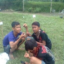 cahyono adalah seorang vocal scream  dari bend lokal subang dan menyukai game online pb 
&suka memancing
