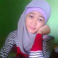 Follow twitter Adeku @silvi_7G