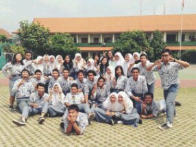 Science Two Adorable Class Ever. Para bocah bangor yang taun ini masuk PTN. Amin.