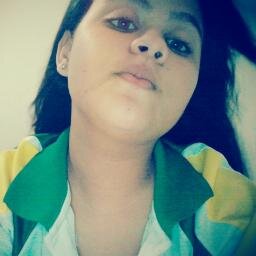 Queem muitoo se ausenta, uma hora deixa de fazer falta (;