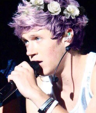 FOLLOW @twerkinggnialll SHE WILL FOLLOW BACK LY