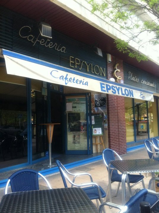 EPSYLON Cafe Restaurante, la mejor cocina casera y creativa de valladolid! Reservas en el 983475132,organiza tu cena de navidad, Especialidad en ARROZ!!