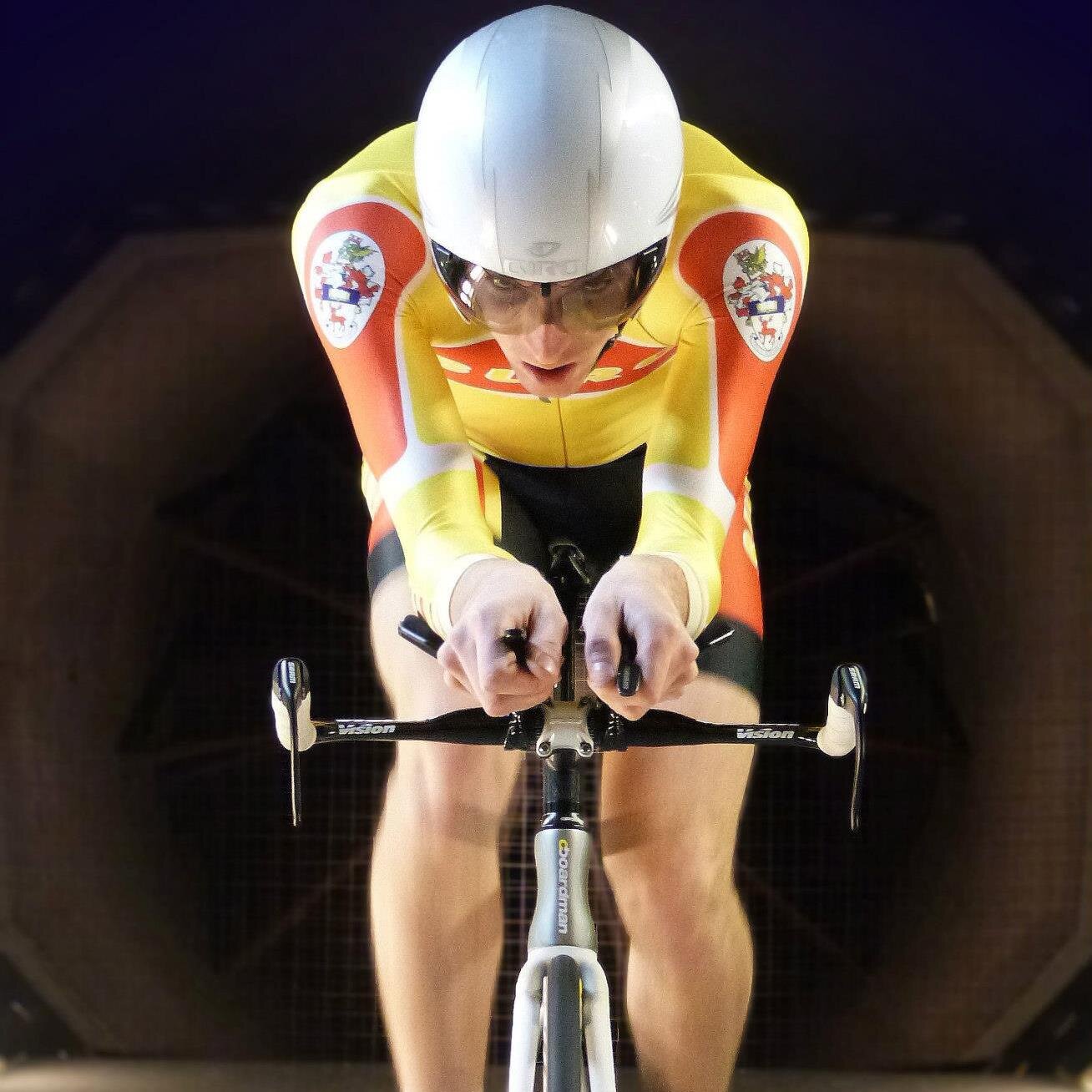 PhD student @glaciologist and British Cycling Track Cycling Coach with @surcclub