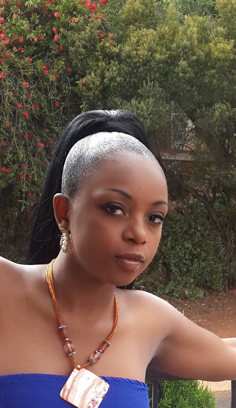 God fearing, sweet, charming, go getter, well am a bit of a flirt, well in conclusion am very gud person n well mennared!!! :-(