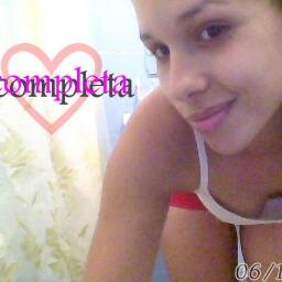 sigo chiquita porque tanto amor no me deja crecer