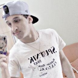 Sou Eu..Quer saber de mIm Follow -me!,preciso de tii #  Haha!! Skype : rangelguehllen