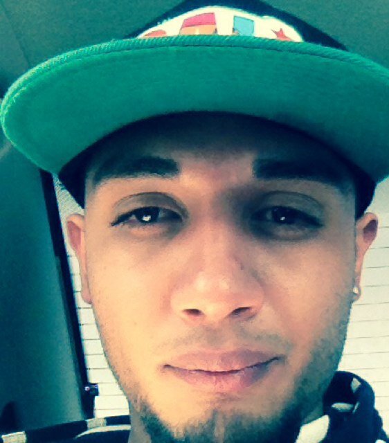 raysaywha's profile picture. Ballin IS a habit, REP 915 Exit55 Music& smoke be some loud shit #ink #Barber #sneakers❤#Heat WT No dissing, follow.