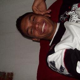 amo filmes viajar curtir a cada dia trabalho nao bebo nao fumo saude em primeiro junto  com familia e td