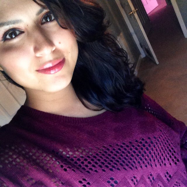 Young, Smart & hardWorker!   Mother to 2 beautiful bbygirls :)   & Wife to an excellent hUsbAnd ♥