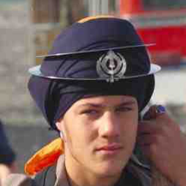 fixuplooksharp6's profile picture. Im a slick trendsetter money getter, big up the man who are fixing up and standing tall. Mixed matial artist plus talented mc. Recognise