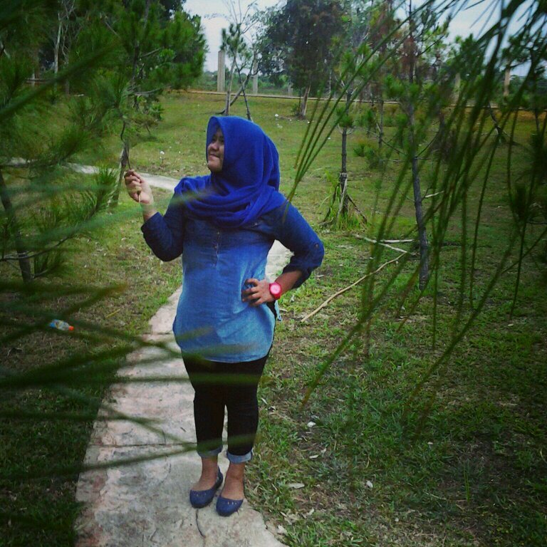 mengajar adalah salah satu dari proses belajar ^^ |  AIREN Indonesia ♥ | FKIP Akuntansi  \(^_^)/ | pin 7CCF8EDB | kakao/ig/wechat/path/line : aniestungtung
