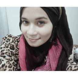 ellys suhana |  21 |  single |  dijga oleh fmily | instagram ~ellyssachiko