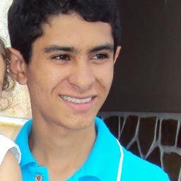 Designer e apaixonado pelo que faço. Viciado em tecnologia, games, séries, animes e cinema