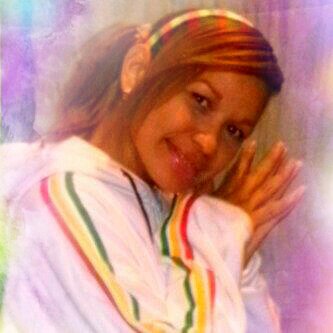 Has bien y no mires aakien? Mi pin 26AD939D.