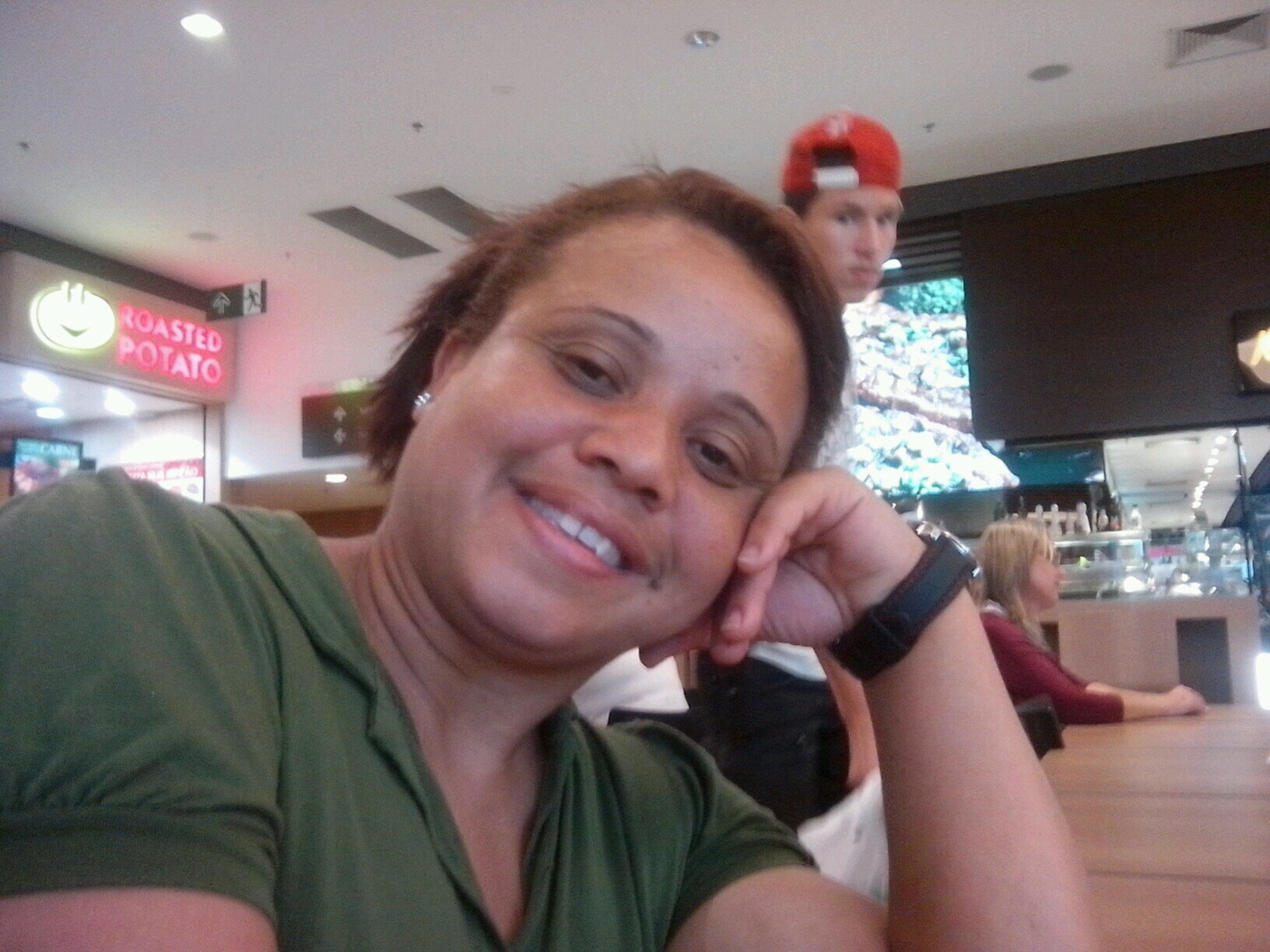 neiapipoka's profile picture. 