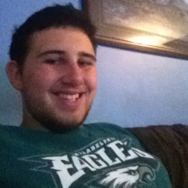 im jimmy de cusati, im 19, i love sports, hanging out with friends, having a good time, and like to joke around
