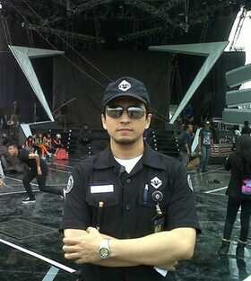 Harapan kami semoga yks dan trans,tv,corp semoga lebih sukses dan maju.kami fanspage @AKBAR Se7en.