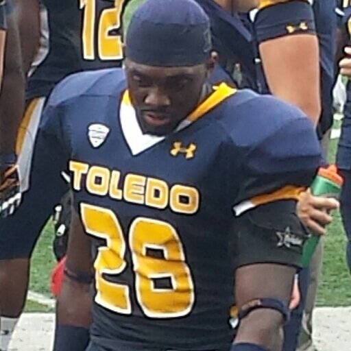 CCole_13's profile picture. Chasing after my dreams Success is a journey, not a destination. Student-Athlete @UT Blessed