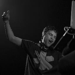 DJ Earworm Profile