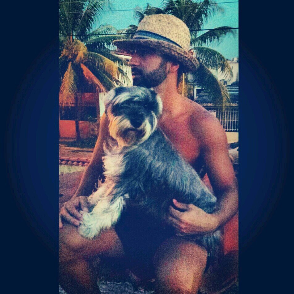 carzoz's profile picture. ¡Lo que cabe en mi mente, cabe en mi vida!