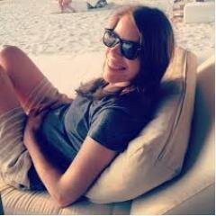 Sono Lucia, tutto qua.