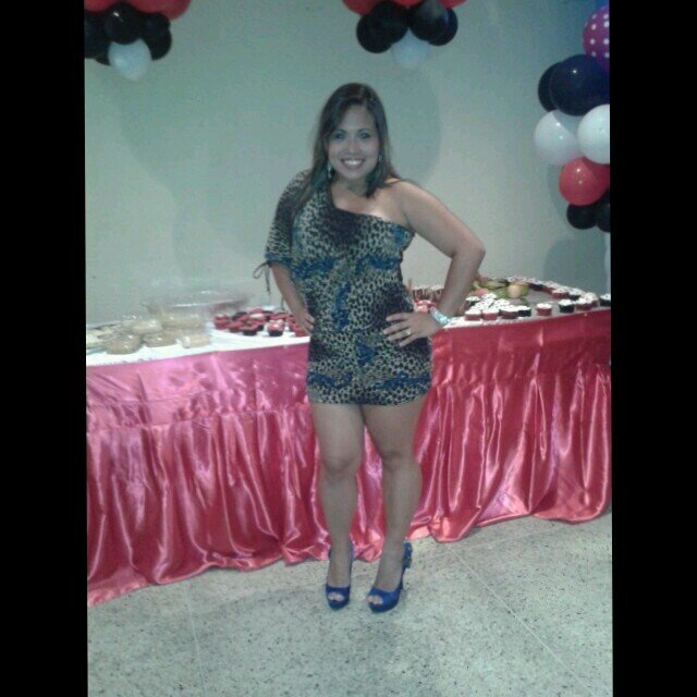 vivo en un mundo que muy pocos viven y lo entienden 

♥Amo la Music ♥