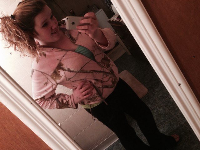 -Erica Renee ;*
-Instagram: backwoods_princesshere
-Kik: Missbubble_but
Ask me for my nhmber ;*
Follow me thoe ❤️