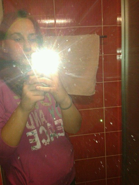 hii follow me i follow back and justin follow me please