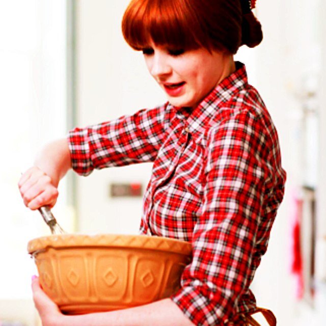 - amelia pond - name in a fairytale - amy williams - mother to melody - wife to rory - ex-kissogram - ex-model - journalist - rp -