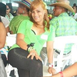 sin (0), amabl, cariñosa y solo yo