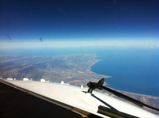 Airline pilot working in the UK here to offer advice to any aspiring pilots. Tweet your questions.
I will tweet advice & tips, including favourite interview Qs.