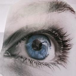 Traditional Eye catching sign service, covering a wide range of the commercial industry, with over 36yrs of experience.                         tel: 07765456961