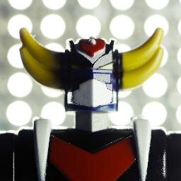 We DESTROY YOU with GIANT ROBOTS love. USB Flash Drives that don't suck. Currently funding: Serenity! http://t.co/GpuIxDL1TY