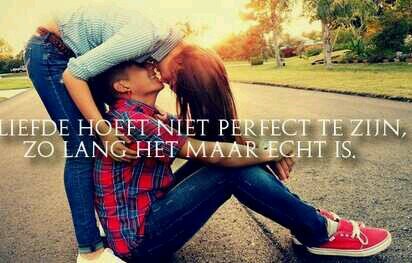 Ava dropper Love feelings tweets en al die shit x !!