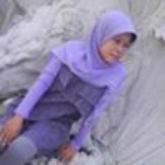 Hidup itu penuh dengan sribu something :*
