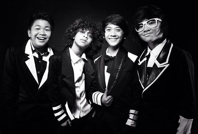 @Iqbaale @Teukuryzki99 @Alvaromaldini1 @Bastiansteel @Coboyjr @Comate_ | 10 November 2013 | Enjoyy with 1 Own dan 5 Admin