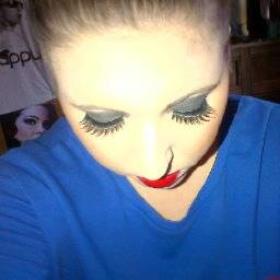 DanniDuKuSam's profile picture. Life's a bitch, Till you marry one, Have a kid or two then you carry on!