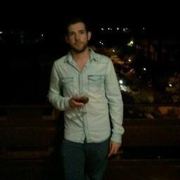Estudiante de Ingeniería de Caminos,Canales y Puertos.