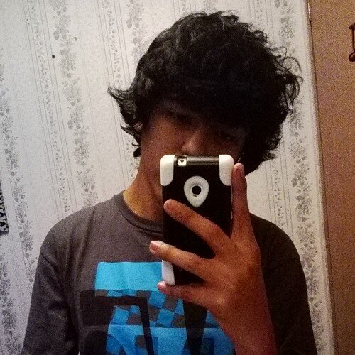 Single. Skater, follow I follow back :) Bands!!! Woo Hoo!