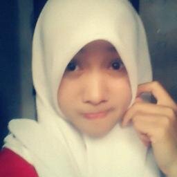 Rismha_chocolat's profile picture. pelajar sma 1 jonggat,hoby menemukan hal baru dan unik .kebiasaan ngemil .golongan darah: o