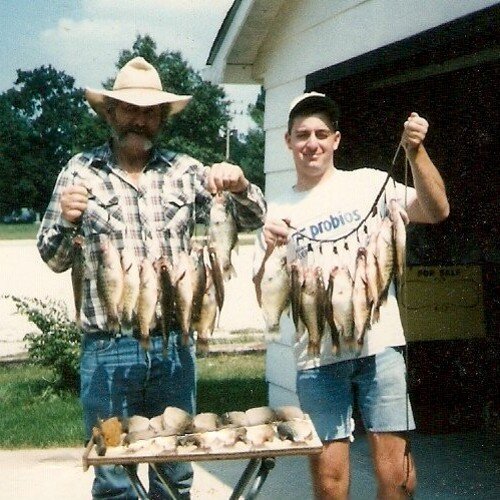 aaronesims's profile picture. Ozarker, husband, teacher at Cedar Ridge H.S., normal type of guy.

Turkey bacon is NOT bacon!