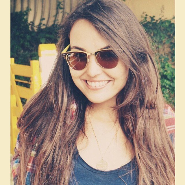 Cantora e Fotógrafa. 
 http://t.co/N9NGyTBACn
 Contato: arylorrayne@hotmail.com

 http://t.co/psFeO49c4u