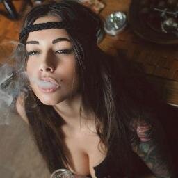 Like to smoke weed. Check out my site http://t.co/5IleKEO2Aj