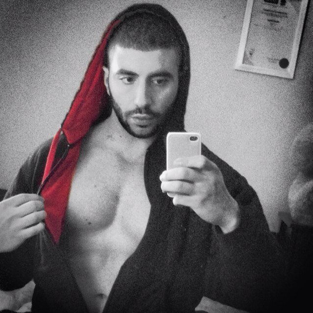 gymjunkiiee's profile picture. Follow me on instagram @gymjunkiiee Single, 23 years old, Actor & PT living it up in Sydney Australia.