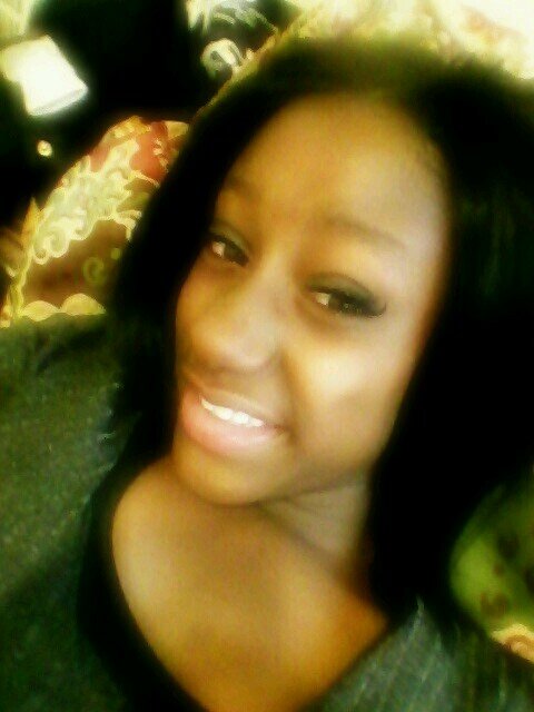im Short , NICE BODY/SHAPE ! get it CRACKING wiff any btc !  &nd I LOVE ORANGEEEEEEEEEEEEEEEEEEEEEE  !3333333        Bt FWM FREAKSSS =p