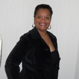 I am a working Mom who loves to teach personal development, social media, & internet marketing skills.