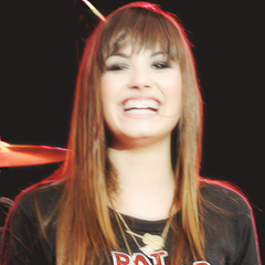 demesinutil's profile picture. 