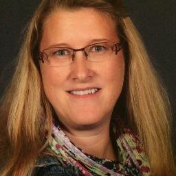 Teacher Librarian, PK-6 in a small VT school.  Lifelong learner enthusiastic about connecting kids, books, and new technology.🐱📚