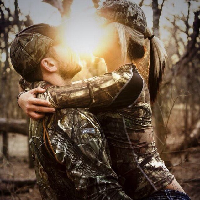 I'll Be Your Tan Legged Juliet You Be My Redneck Romeo : I Like Dirt and Everything Country