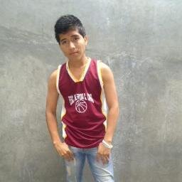 solo disfruto la vida a lo maximo sin fijarme en lo que critique la gente .... sigueme y te sigo.